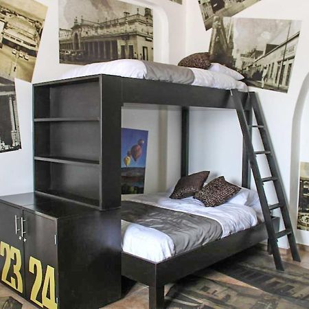 Hostal El Armario Леон Экстерьер фото