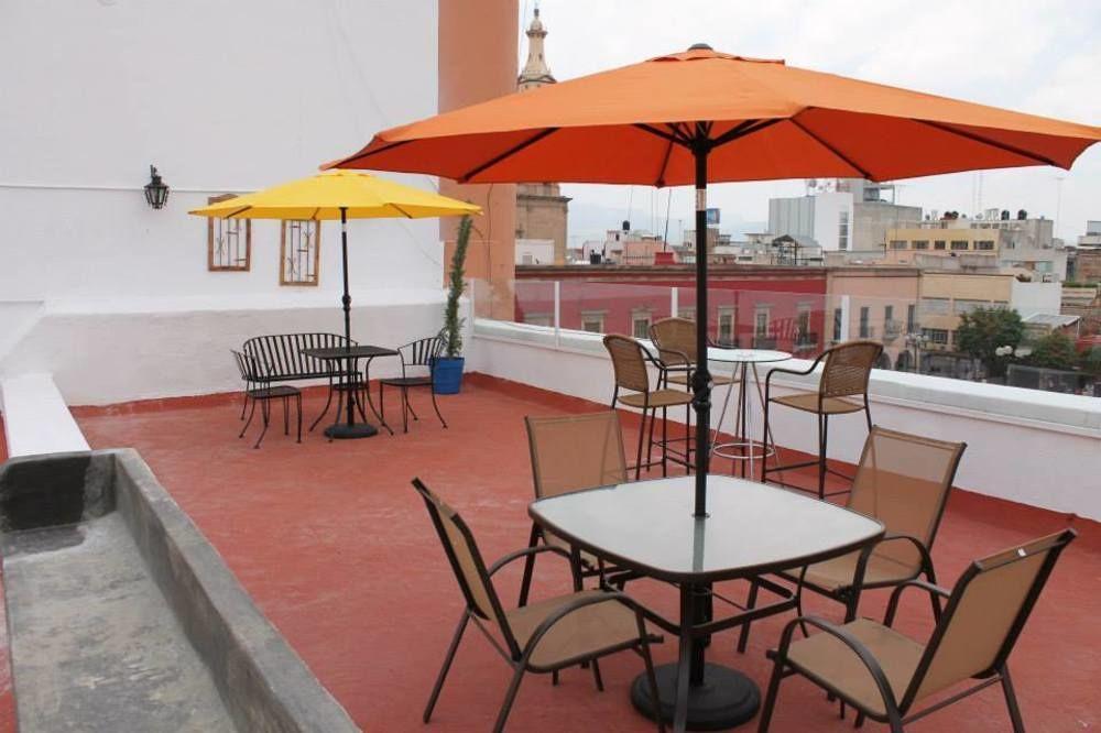 Hostal El Armario Леон Экстерьер фото